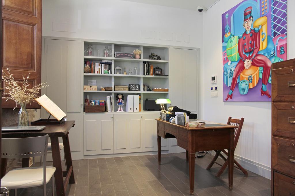Hotel Emebed 3*